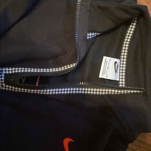 Cropped Nike Quarter Zip